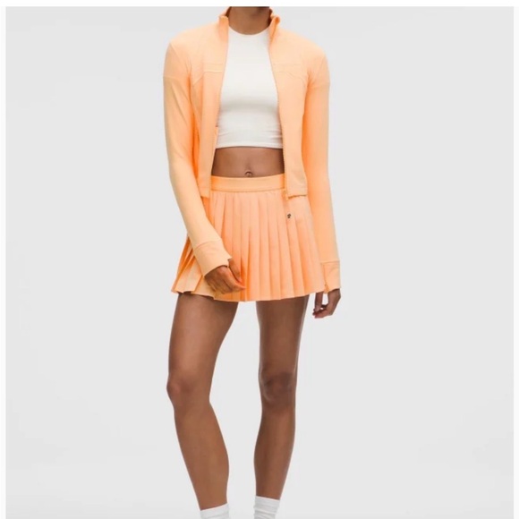 Lululemon High-Rise Pleated Tennis Skirt size 6 co color rock melon NWOT - Picture 3 of 7